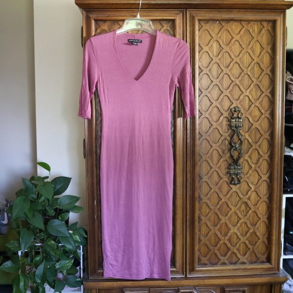 🌟FREE with purchase🌟 American Dream V-Neck Fitted Midi Dress - Size XS - Picture 2 of 14